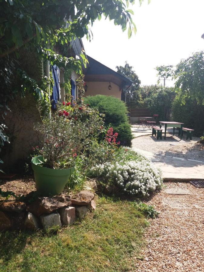 La Bohalle Les Mouettes 1 Gite Ou 4 Chambres D Hote, Jardin ,Bords De Loire المظهر الخارجي الصورة